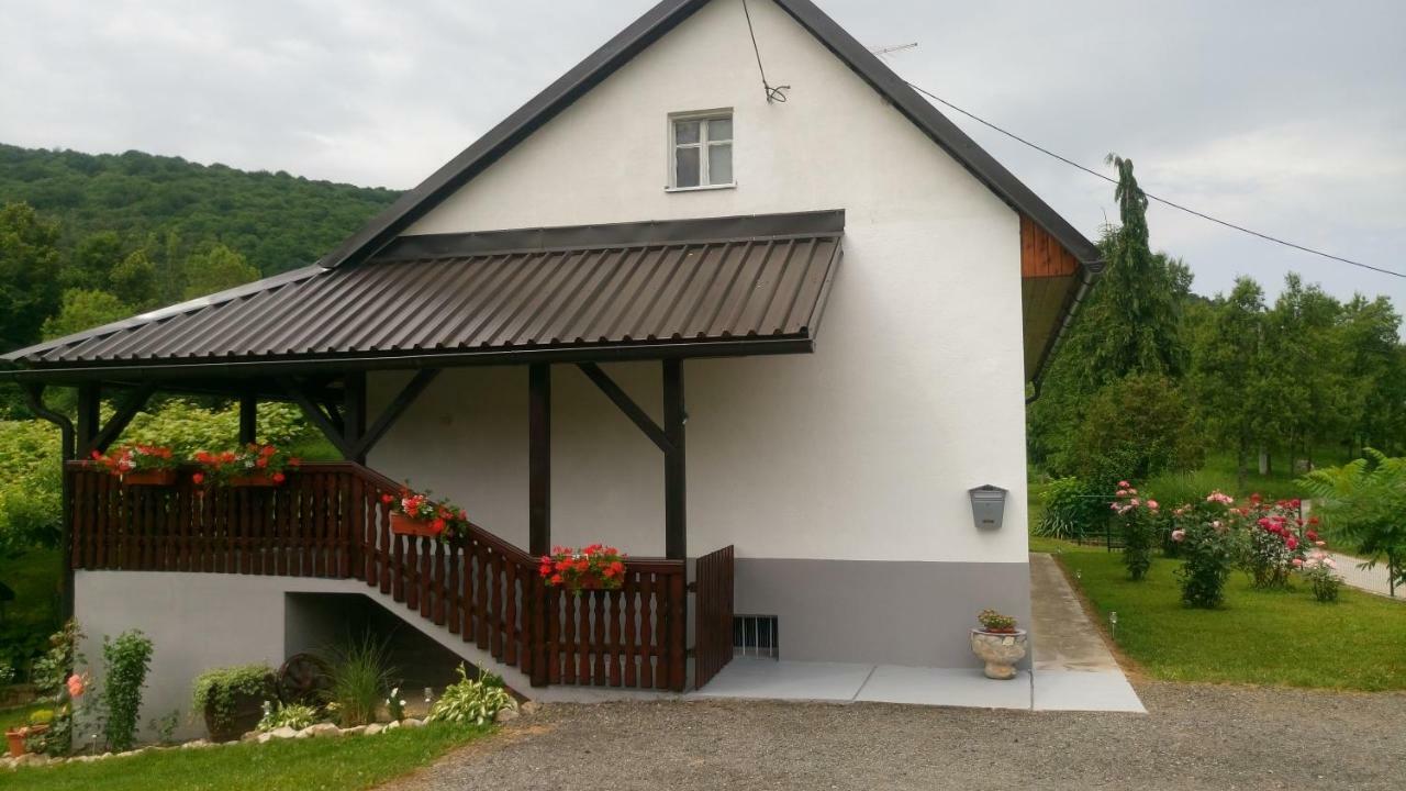 Kuca Za Odmor Luna Villa Slunj Dış mekan fotoğraf
